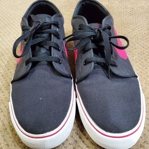 Nike
TOKI Low TXT Fashion Sneakers Black